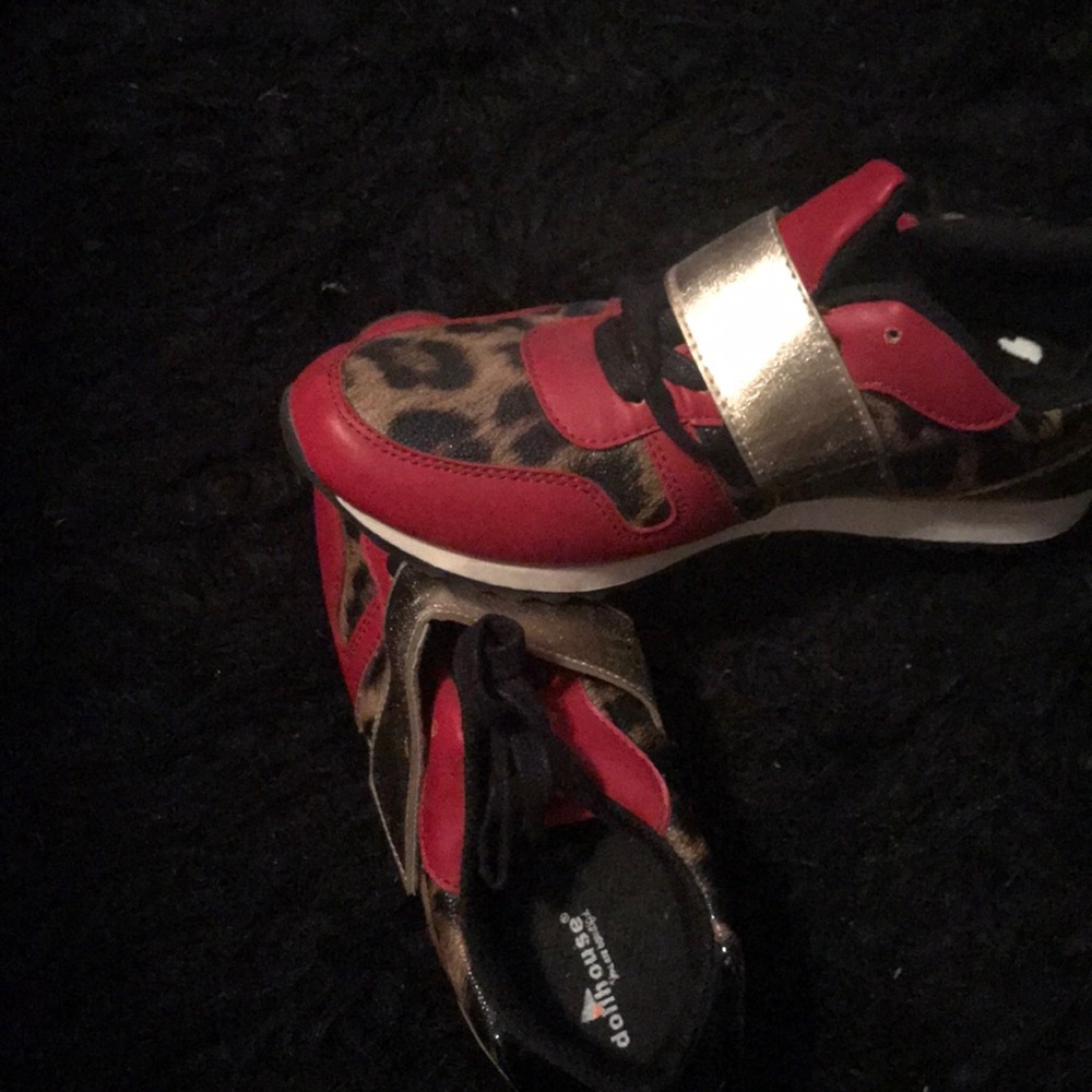 Dollhouse shoes